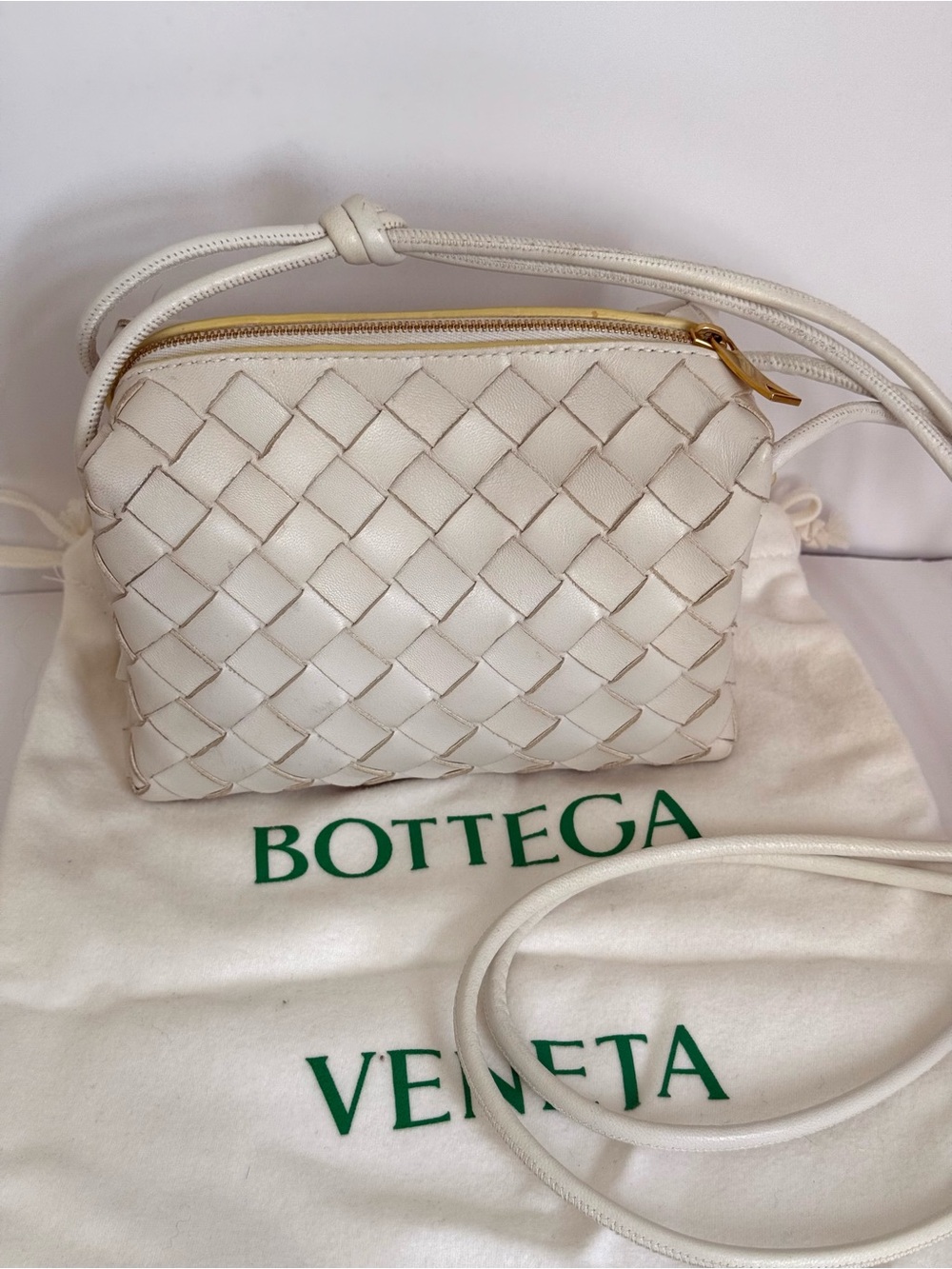 Bottega Veneta Nappa Intrecciato Mini Loop Camera Bag White 💫 - Picture 5 of 15